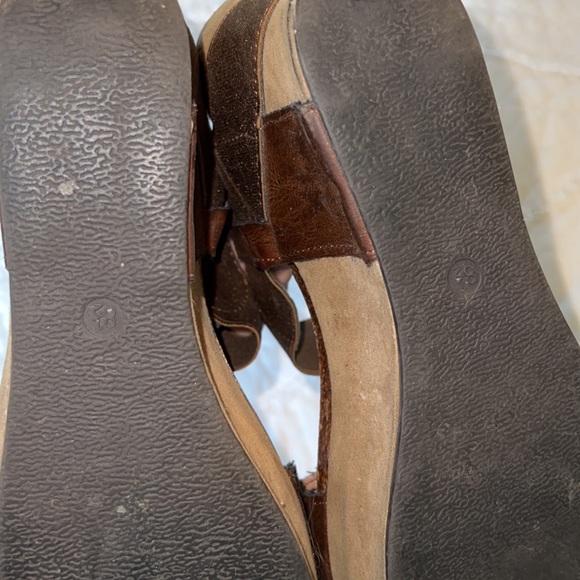 High Heels - Picture 4 of 4